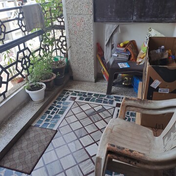 Balcony in 5 BHK Independent House at Gomti Nagar – for Sale