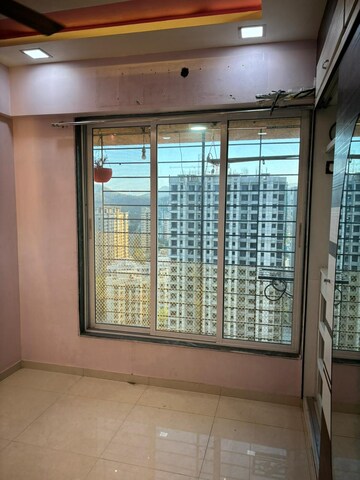 Room in 1 BHK Apartment at Mahavir Kalpavruksha, Ghodbunder Road – for Sale