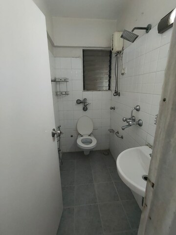 Bathroom in 2 BHK Apartment at Dosti Acres Aster, Wadala East – for Sale