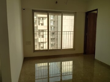 Room in 2 BHK Apartment at Andheri West – for Rent