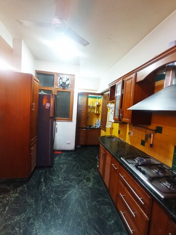 2 BHK Apartment For Sale in Sector 52