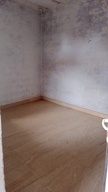 Room in 4 BHK Apartment at Adani M2K Oyster Grande, Sector 102 – for Sale