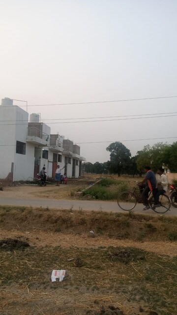  Plot – Exterior View View at Babatpur - for Sale