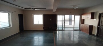 Room in 5 BHK Apartment at SRI SAIRAM Towers, Hafeezpet – for Sale