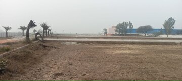   Plot at Noida Expressway – for Sale