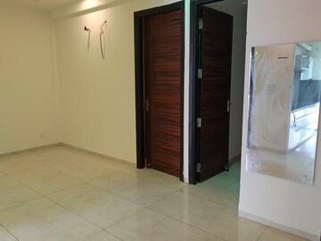 Room in 3 BHK Apartment at Aerocity – for Sale
