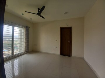 Room in 2 BHK Apartment at Ganga Legend, Bavdhan – for Sale