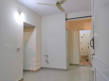 Room in 2 BHK Apartment at Durvas CHS, Nalasopara East – for Sale