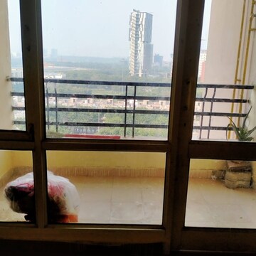 Furnished Amenities in 3 BHK Apartment at Jaypee Greens Kosmos, Sector 134 – for Sale