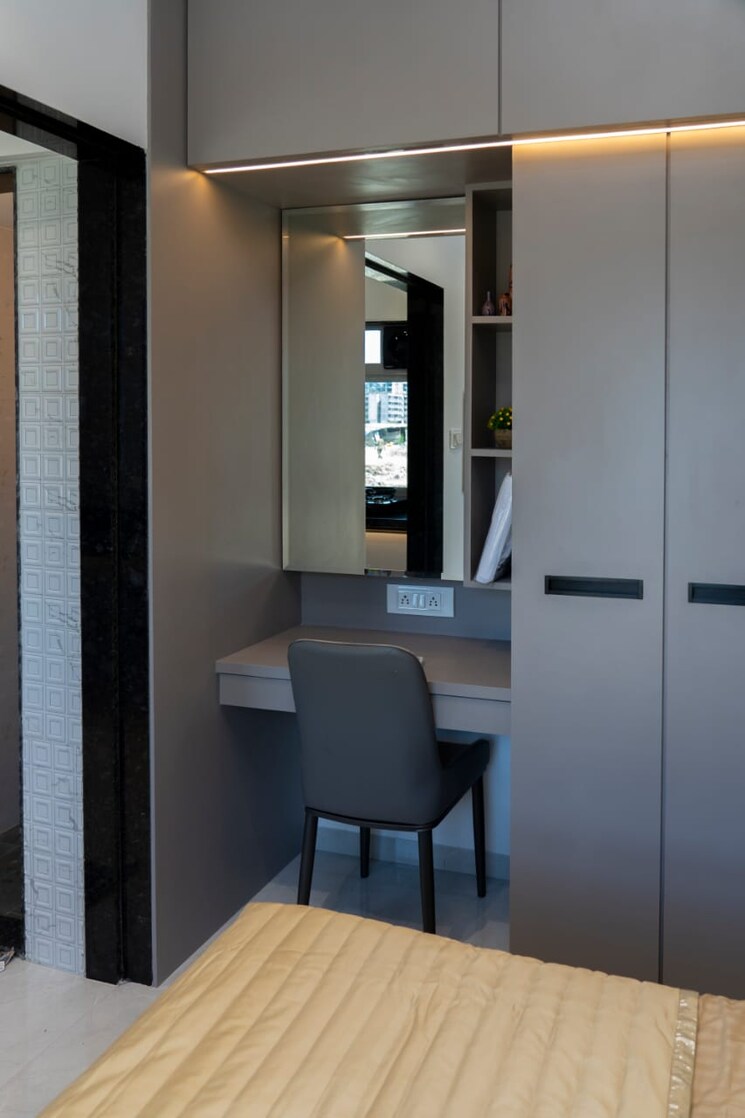 Bathroom, piramal-mahalaxmi 2 Bedroom 762 Sq.Ft. Apartment In Mahalaxmi Mumbai 7116230