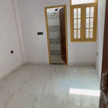 Room in 1.5 BHK Independent House at Banthra Sikander Pur – for Sale