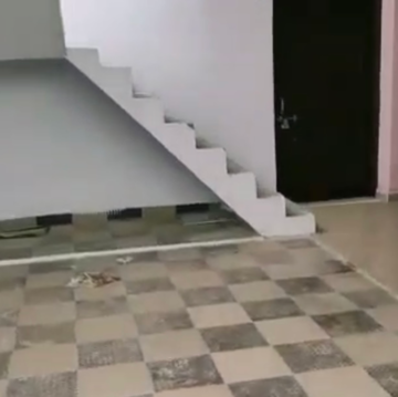Room in 1.5 BHK Independent House at Banthra Sikander Pur – for Sale