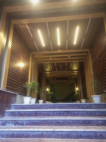 Building Lobby in 1 BHK Builder Floor at Sector 73 – for Sale