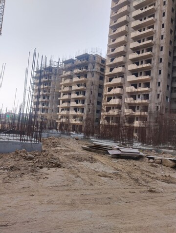 3 BHK Apartment – Exterior View View at Sidhartha Diplomats Golf Link, Sector 110 - for Sale