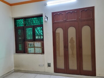 Building Lobby in 2 BHK Builder Floor at Green View Apartment Sector 15A, Sector 15a – for Sale
