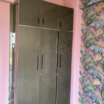 Furnished Amenities in 3 BHK Apartment at Gardenia Gateway, Sector 75 – for Sale