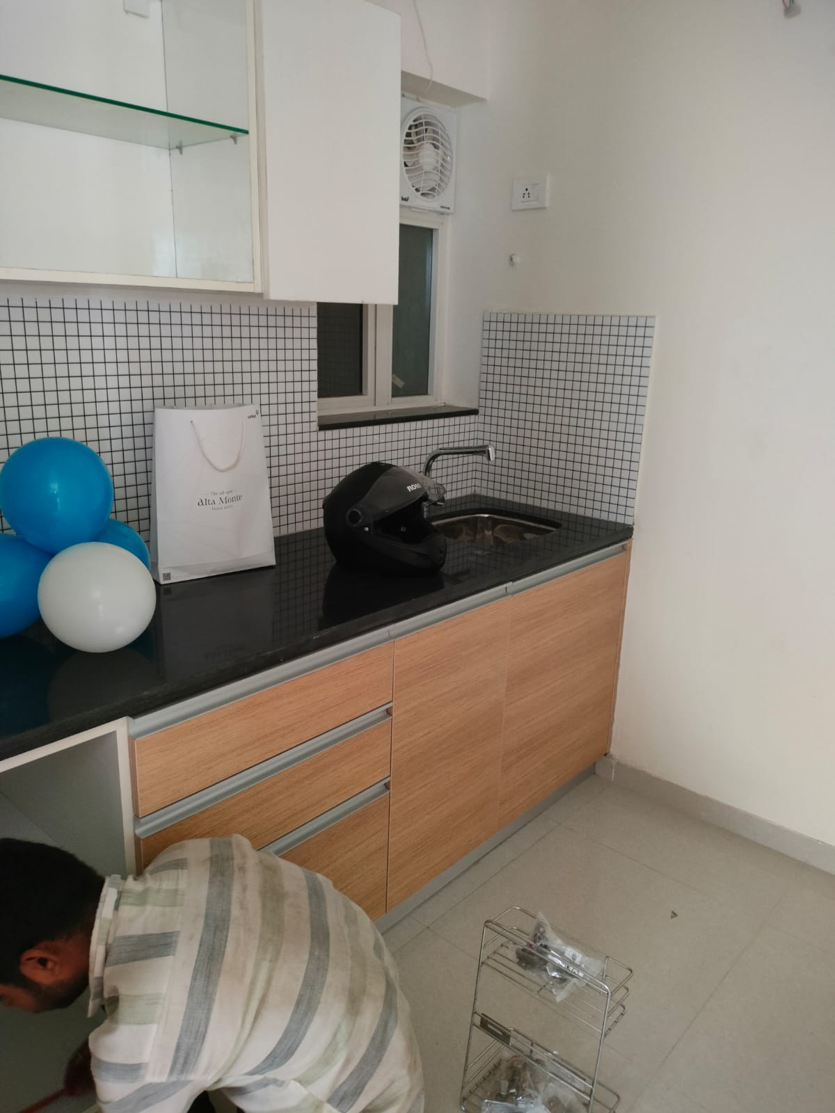 1 BHK Apartment For Rent in Omkar Signet Malad East Mumbai  7122145