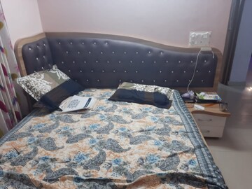 Bedroom in 2.5 BHK Apartment at Prateek Laurel, Sector 120 – for Sale