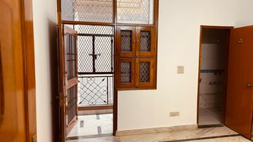 Room in 2 BHK Builder Floor at Ashok Nagar – for Sale