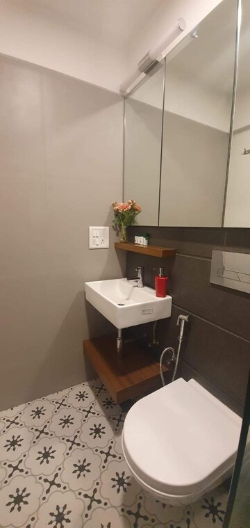 Master Bedroom in 3 BHK Builder Floor at Sainik Colony – for Sale