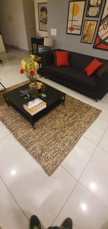Furnished Amenities in 3 BHK Builder Floor at Sainik Colony – for Sale