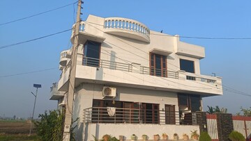 5 BHK Independent House – Exterior View View at LudhianA-Chandigarh Hwy - for Sale