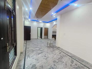 Living Room in 3 BHK Builder Floor at Green Fields Colony – for Sale