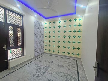 Bedroom in 3 BHK Builder Floor at Green Fields Colony – for Sale