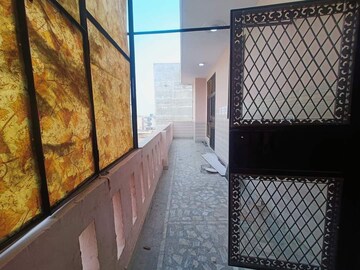Balcony in 3 BHK Builder Floor at Green Fields Colony – for Sale