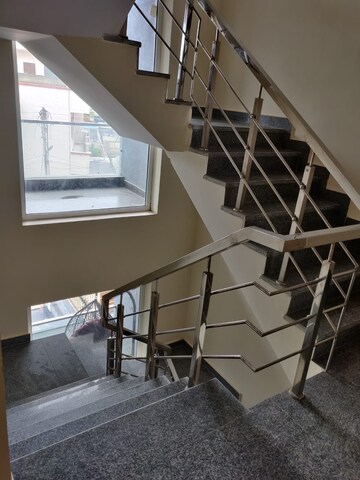 Staircase in 4 BHK Apartment at Sonipat Road – for Sale