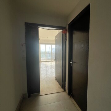 Room in 3 BHK Apartment at Conscient Heritage Max, Sector 102 – for Sale