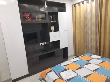 Room in 2 BHK Apartment at Panchsheel Greens, Sector 16 Greater Noida – for Sale