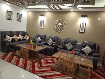 Living Room in 3.5 BHK Apartment at Panchsheel Greens II, Sector 16 Greater Noida – for Sale