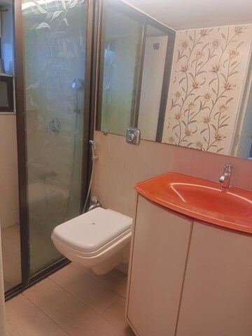 Bathroom in 1.5 BHK Apartment at Rays Apartment, Bandra West – for Sale