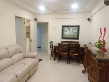 Living Room in 1.5 BHK Apartment at Rays Apartment, Bandra West – for Sale