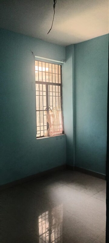 Room in 1 BHK Apartment at Sector 10 Greater Noida – for Sale