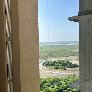 2 BHK Apartment – Garden View at Gurukrupa Marina Enclave, Jankalyan Nagar - for Sale