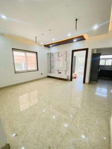 Room in 3 BHK Builder Floor at BPTP Parkland Pride, Sector 77 – for Sale