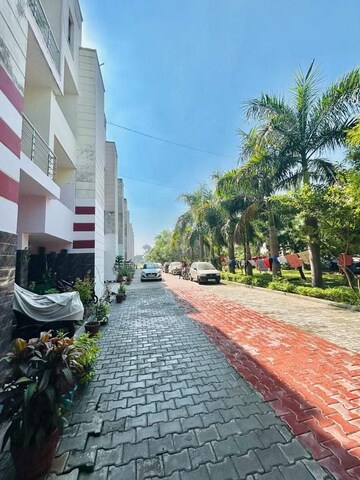 2.5 BHK Apartment – Exterior View View at Pallavpuram - for Sale