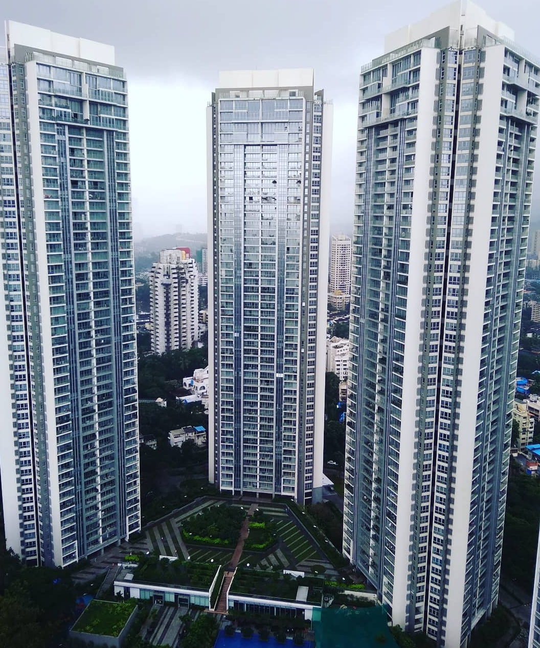 6 BHK Apartment For Resale in Oberoi Realty Esquire Goregaon East Mumbai  7124133