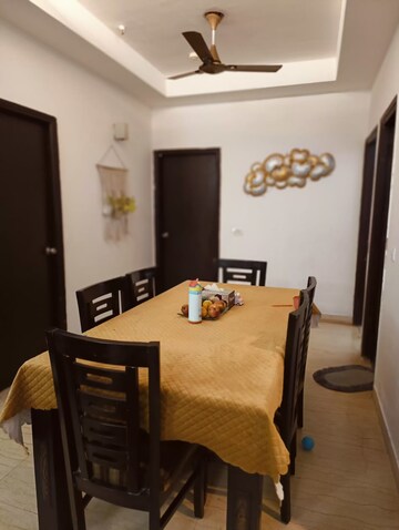 Living Room in 2.5 BHK Apartment at Amrapali Princely Estate, Sector 76 – for Sale