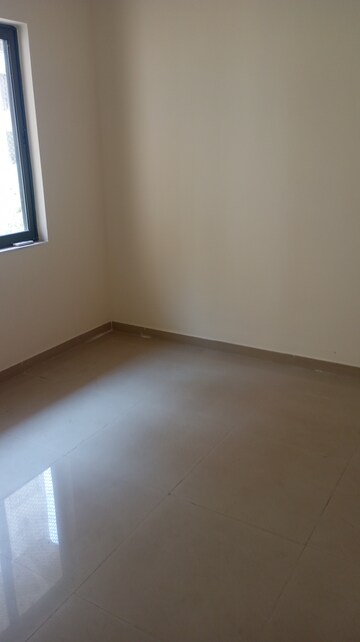 Room in 1 BHK Apartment at Lodha Casa Bella Gold, Dombivli East – for Sale