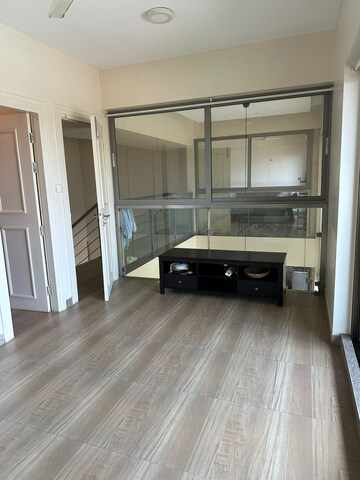 Parking in 2 BHK Apartment at Khar West – for Sale