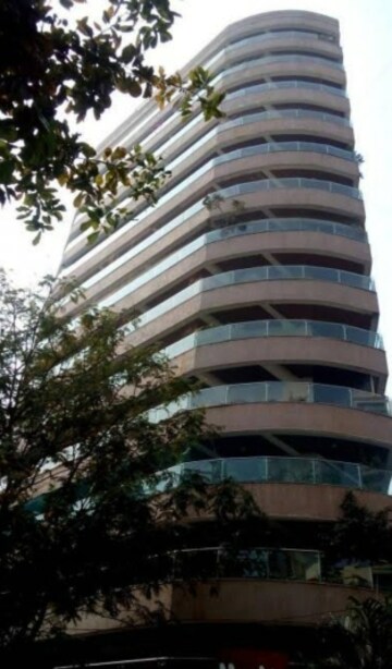 4 BHK Apartment For Sale in Bandra West