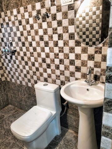 Bathroom in 3 BHK Builder Floor at Puri Kohinoor, Sector 89 – for Sale