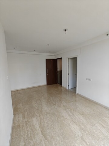 Room in 2 BHK Apartment at Hiranandani Delanna, Ghodbunder Road – for Sale