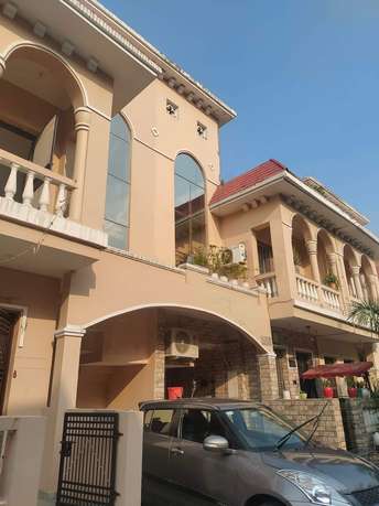 3.5 BHK Villa For Rent in Amrapali Leisure Valley Noida Ext Tech Zone 4 Greater Noida  7129366