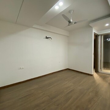 Room in 3 BHK Builder Floor at Andheria Mor Village – for Sale