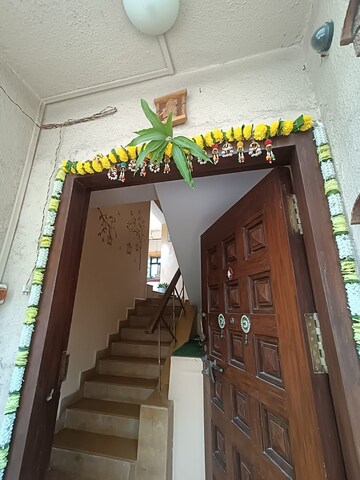 Furnished Amenities in 5 BHK Villa at Kharghar – for Sale