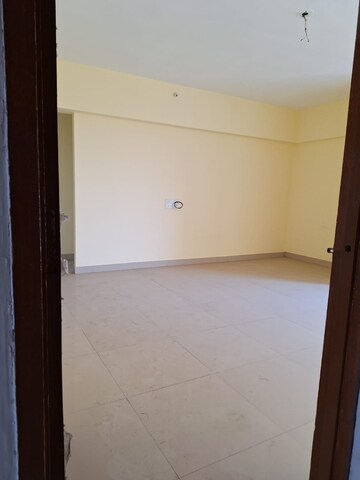 Room in 2 BHK Apartment at Dosti West County Phase 2 Dosti Cedar, Balkum Pada – for Sale